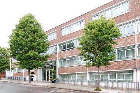 Heathcroft, Ealing, W5