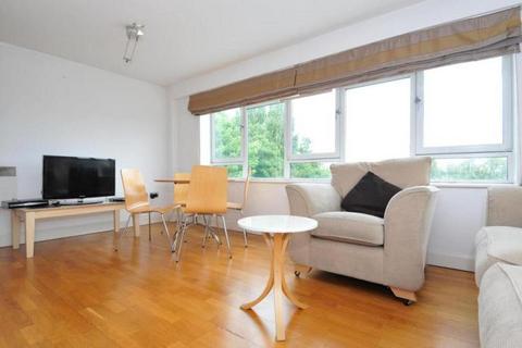 2 bedroom apartment to rent, Heathcroft, Ealing, W5