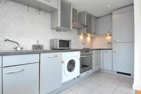 2 bedroom apartment to rent, Heathcroft, Ealing, W5