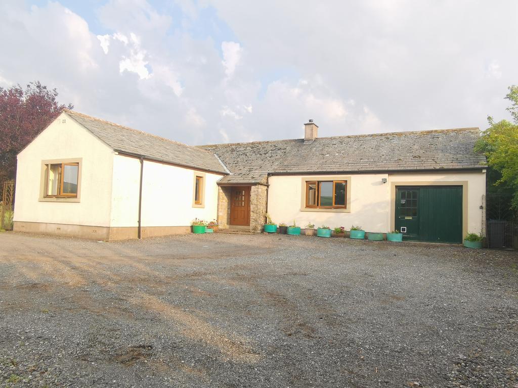 Hall Close, Parkend, Caldbeck, Cumbria CA7 3 bed bungalow £375,000