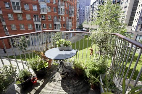 1 bedroom apartment to rent, Vizion 7, N7 - Energy Rating B