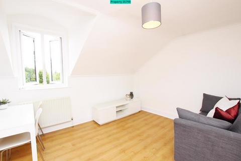2 bedroom flat to rent, Brixton Hill, London, SW2 1QN