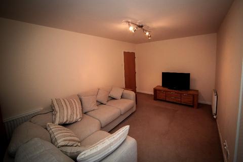 2 bedroom flat to rent, Shaw Crescent, Kittybrewster, Aberdeen, AB25