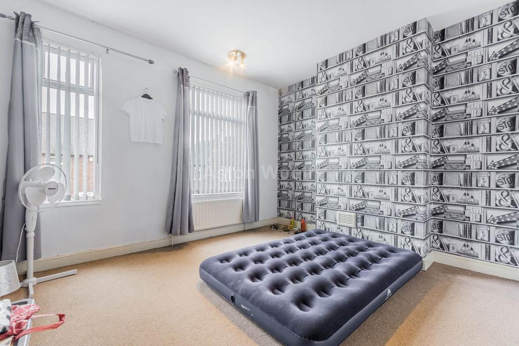 House in Nottingham - More