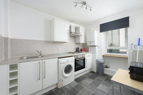 2 bedroom flat to rent, Friars Street, Stirling FK8