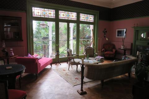 1 bedroom in a flat share to rent, Shepherds Hill, Highgate, N6