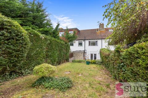 4 bedroom terraced house to rent, Bevendean Crescent, Brighton , East Sussex