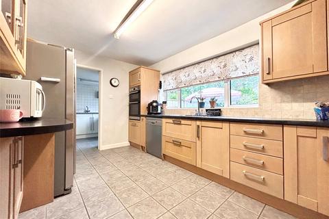 3 bedroom detached house to rent, Grovelands Avenue, Winnersh, Wokingham, Berkshire, RG41