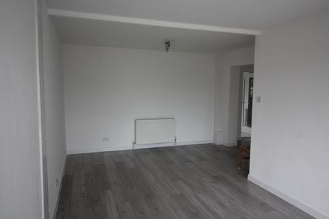 undefined, Uxbridge Road, Feltham