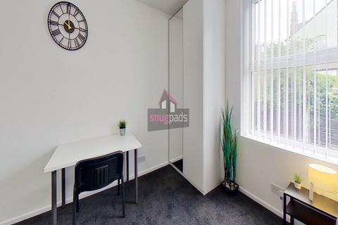 Studio to rent, Bedsit Room Gildabrook Road, Salford, Manchester