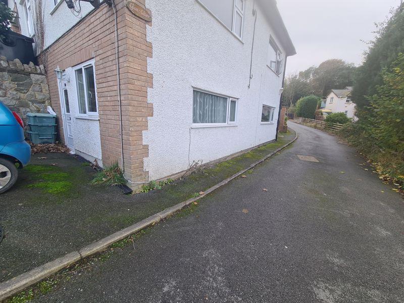Ground Floor flat, 1A Glan Aber 1 bed apartment £425 pcm (£98 pw)
