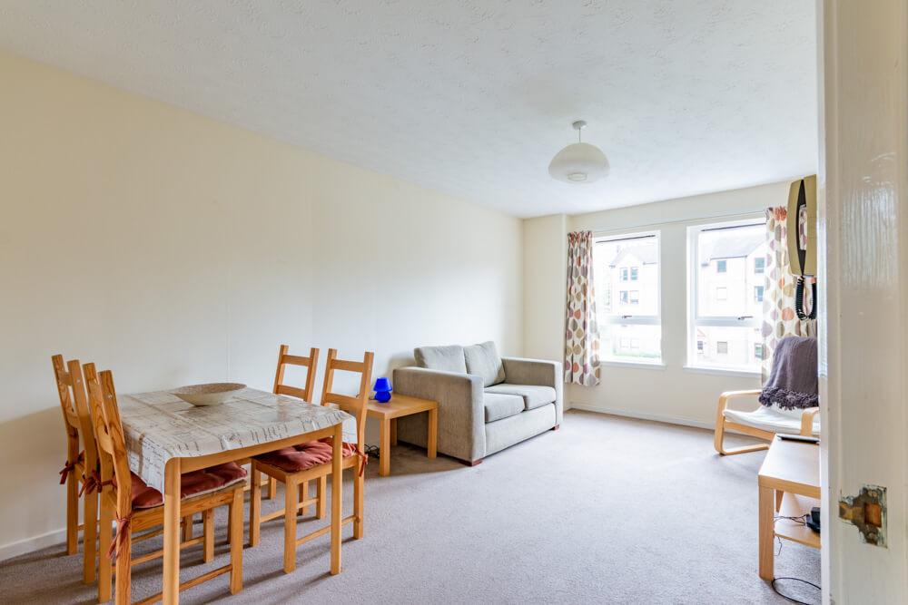 Parkside Terrace Edinburgh EH16 5XR United Kingdom 2 bed flat £950