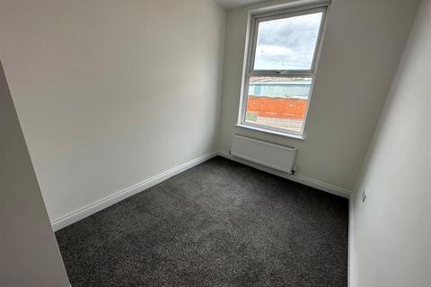 1 bedroom apartment to rent, 852B Manchester Road Room 2, Rochdale