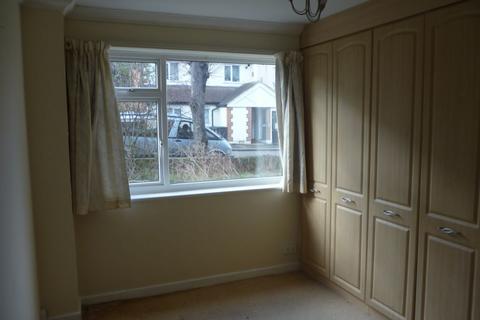 2 bedroom maisonette to rent, Doveton Road, Croydon, CR2