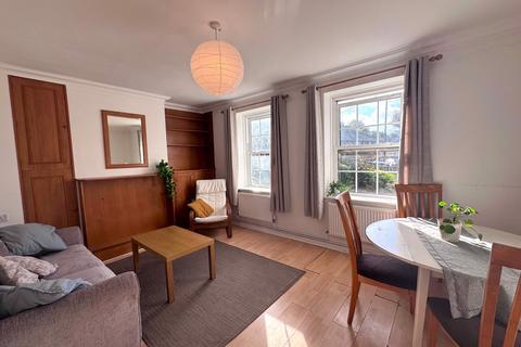 3 bedroom apartment to rent, Brockill Crescent, London, SE4 2QB