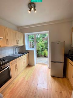 3 bedroom apartment to rent, Brockill Crescent, London, SE4 2QB