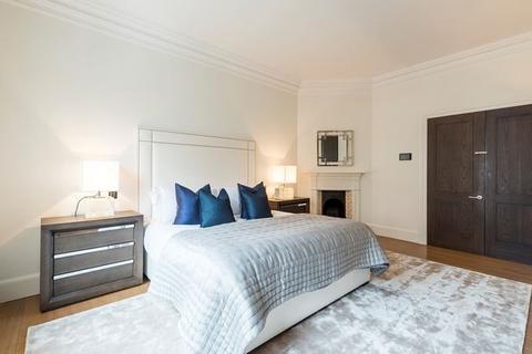 3 bedroom apartment to rent, Duke Street, Mayfair
