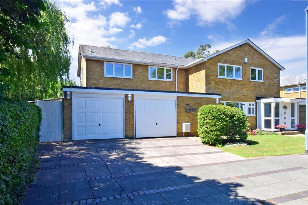 Fletchers, Basildon, Essex 5 bed detached house £800,000