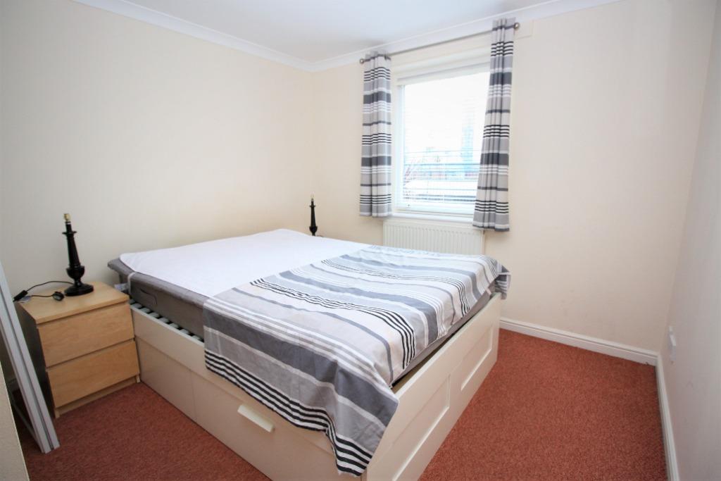 Apartment in Edinburgh - More