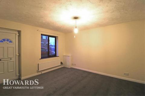 2 bedroom terraced house to rent, St Andrews Road, Great Yarmouth