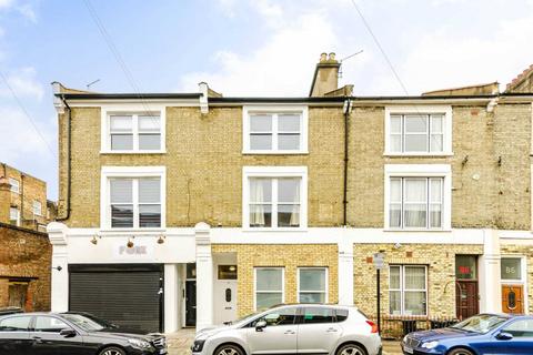 1 bedroom flat for sale, Hadyn Park Road, Shepherds Bush, London W12 9AG
