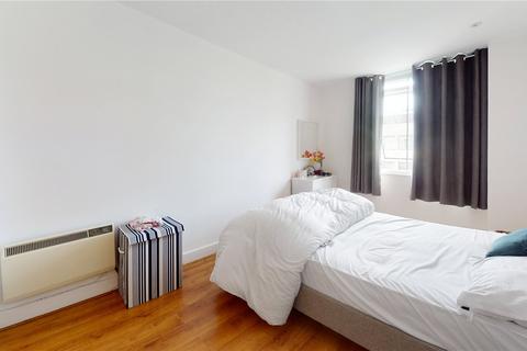 1 bedroom apartment to rent, Commercial Road, E1