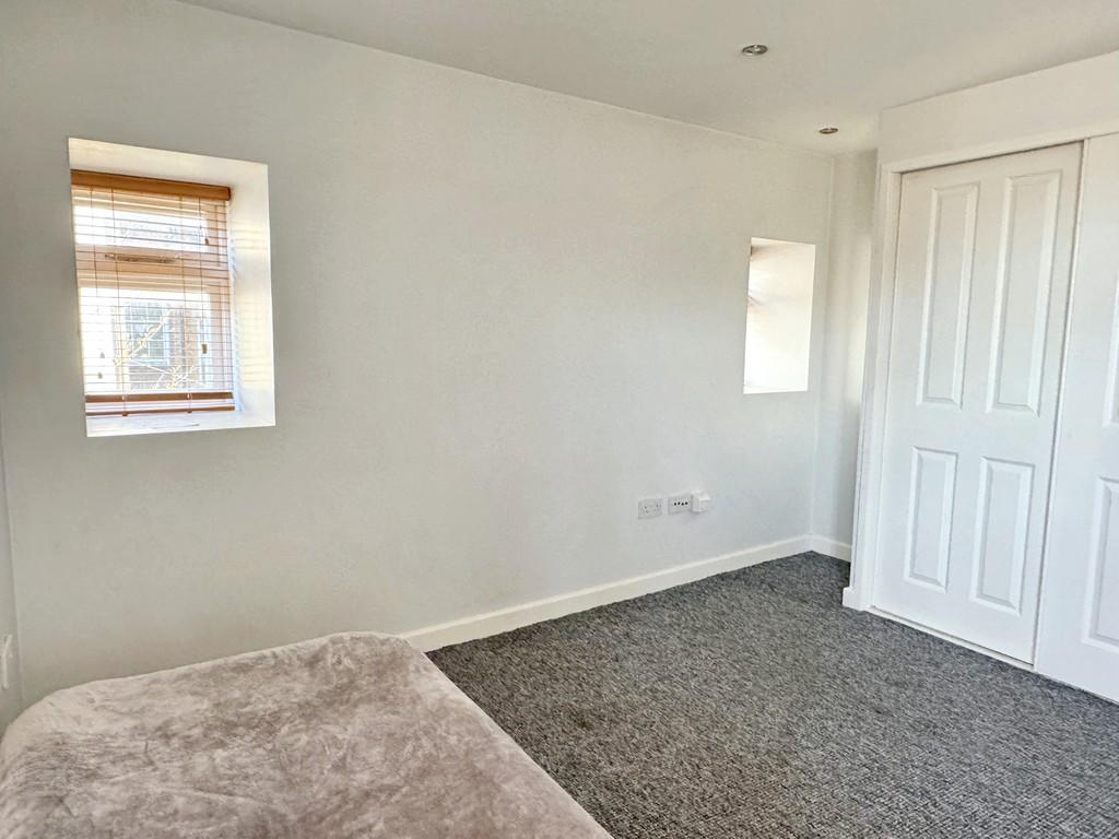 Bedroom With Integral Wardrobe