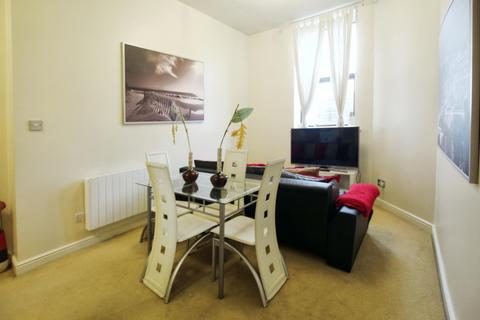 2 bedroom flat to rent, Albion Street, Morley, LS27