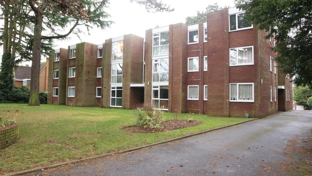 Modern Apartments For Sale In Hagley Stourbridge for Small Space