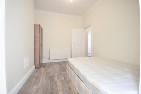 undefined, Hollydale Road, Peckham, SE15