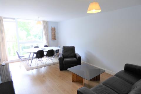 2 bedroom apartment to rent, Printer Mews, Old Ford Road, London E3