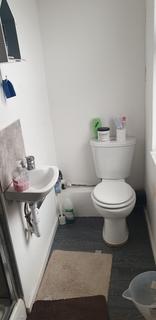 3 bedroom house to rent, Room 3, 15 Crosby Place Holbeck  Leeds
