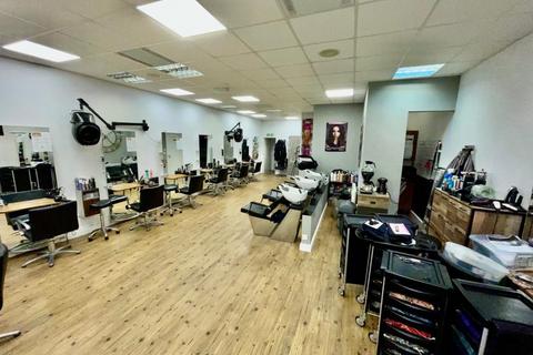 Hairdresser and barber shop for sale, Freehold Hair & Beauty Salon Located In Launceston