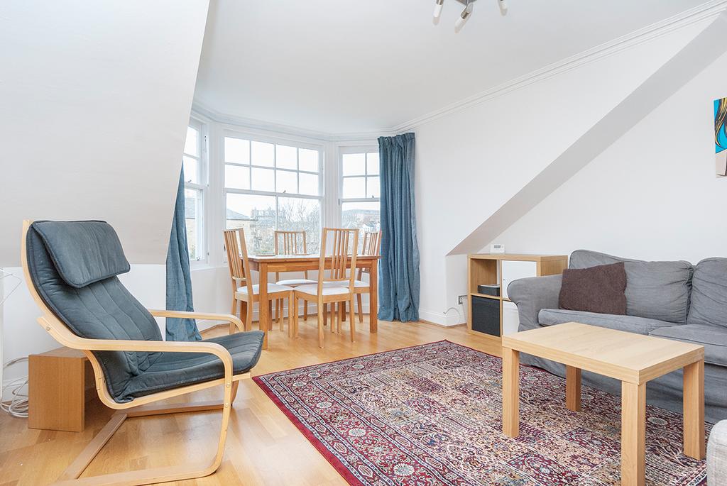 Duncan Street Edinburgh EH9 1SZ United Kingdom 2 bed flat £998 pcm (£