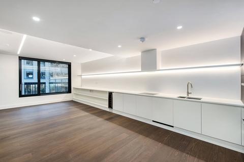 1 bedroom apartment to rent, Rathbone Place, W1T