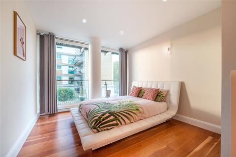 2 bedroom flat for sale, Cinnabar Wharf East, 28 Wapping High Street, London