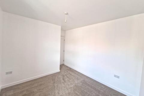 undefined, High Street, Wirral CH64