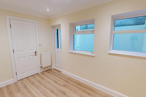 2 bedroom flat to rent, Bedford Place, City Centre, Brighton, BN1