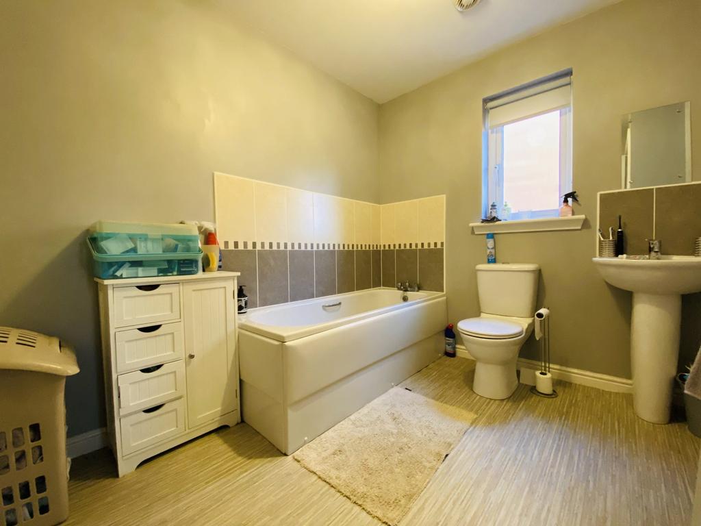 10 Devorgilla Road, Marchfield, Dumfries, DG1 3 FJ
