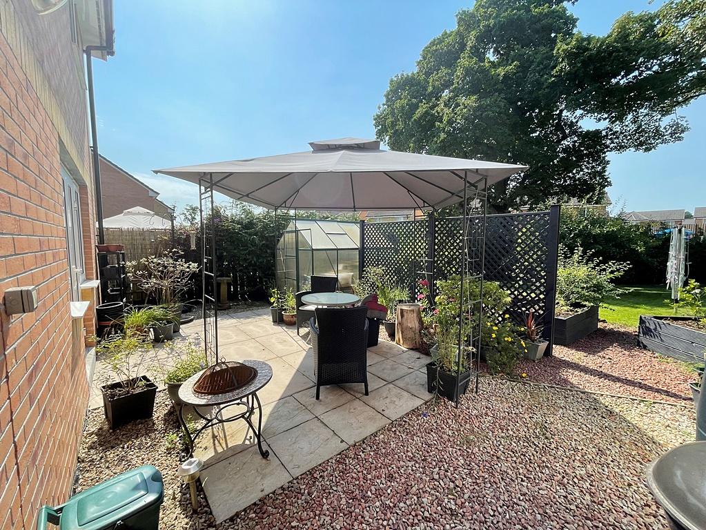 10 Devorgilla Road, Marchfield, Dumfries, DG1 3 FJ