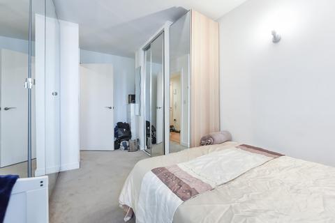 1 bedroom property to rent, Vantage Building, Station Approach, UB3