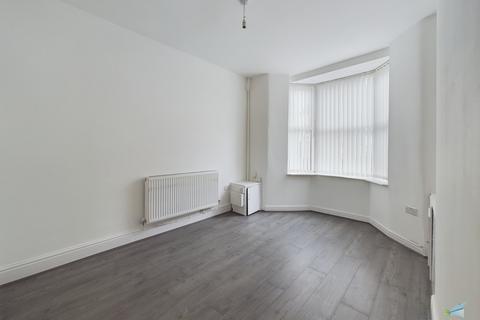 2 bedroom terraced house to rent, Holborn Hill, Wirral CH41