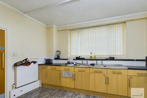 Studio to rent, The Ropewalk, Nottingham