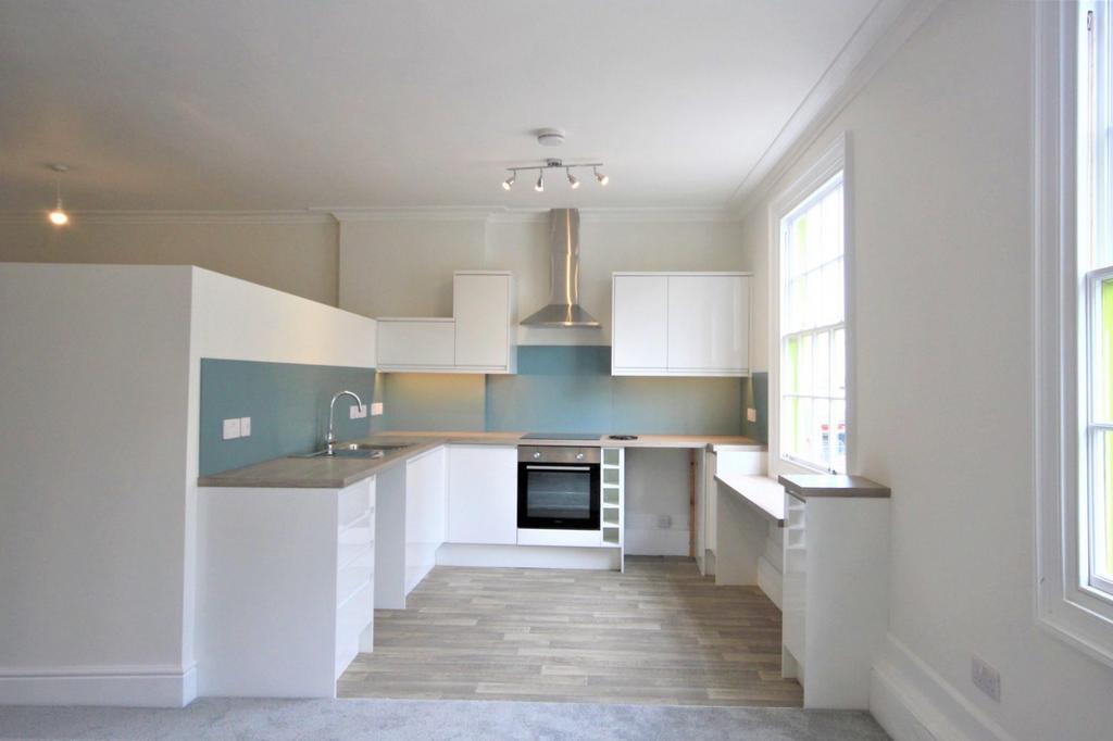 Alt Kitchen
