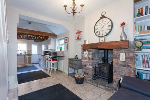 3 bedroom end of terrace house for sale, Moor Street, Congleton