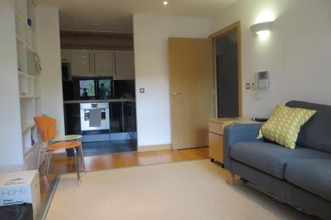 1 bedroom flat to rent - 40 Drayton Park, London, London, N5 1PW