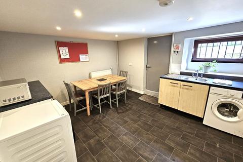 undefined, George Street, City Centre, Aberdeen, AB25
