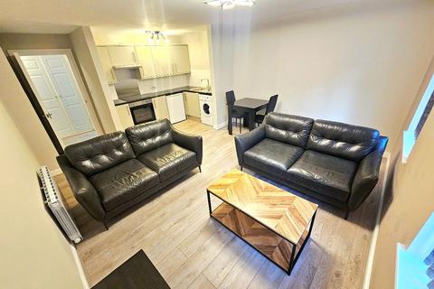 1 bedroom apartment to rent, Victoria Crescent, Eccles, Manchester, M30