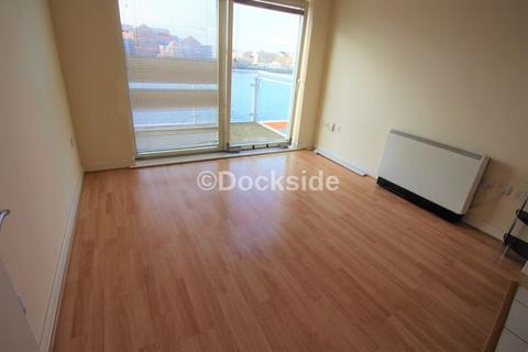 1 bedroom apartment to rent, Watersmeet, St Mary's Island, Chatham Maritime