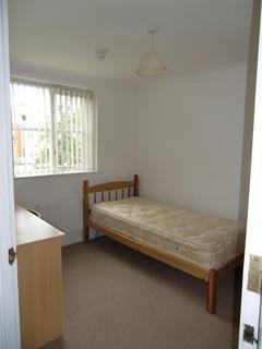 8 bedroom house share to rent - Aspen Grove